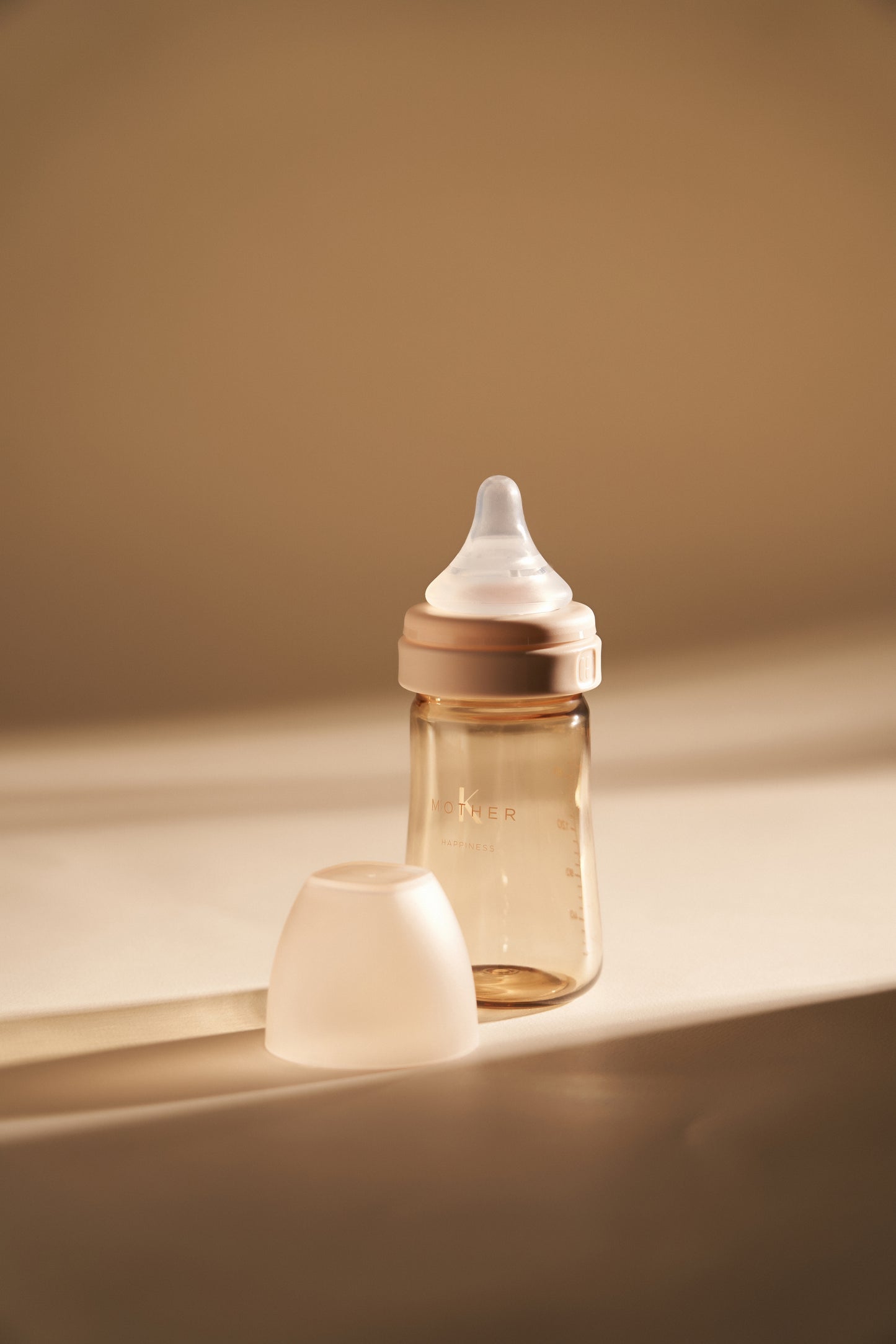 Mother-K Feeding Bottle Cap in Cream