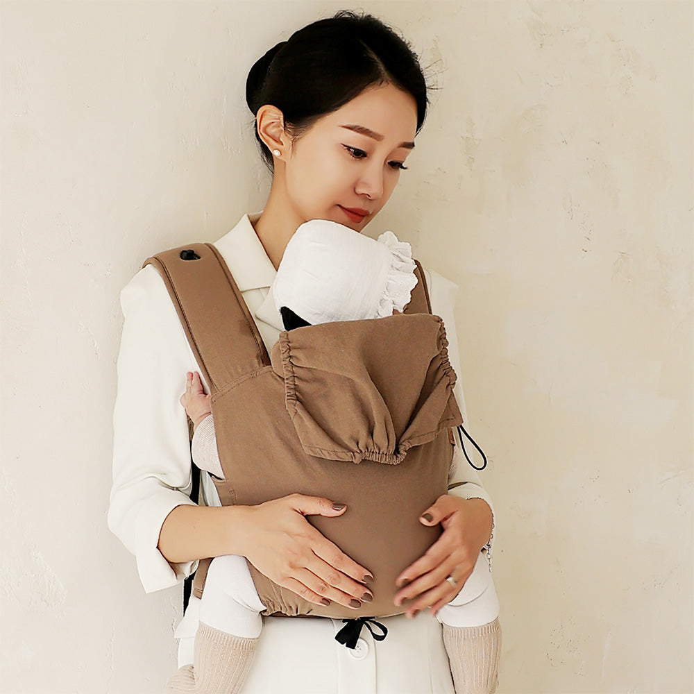 DMANGD Illi Baby Carrier in Mocha Brown image 1