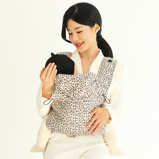 DMANGD Illi Baby Carrier in Leopard image 1