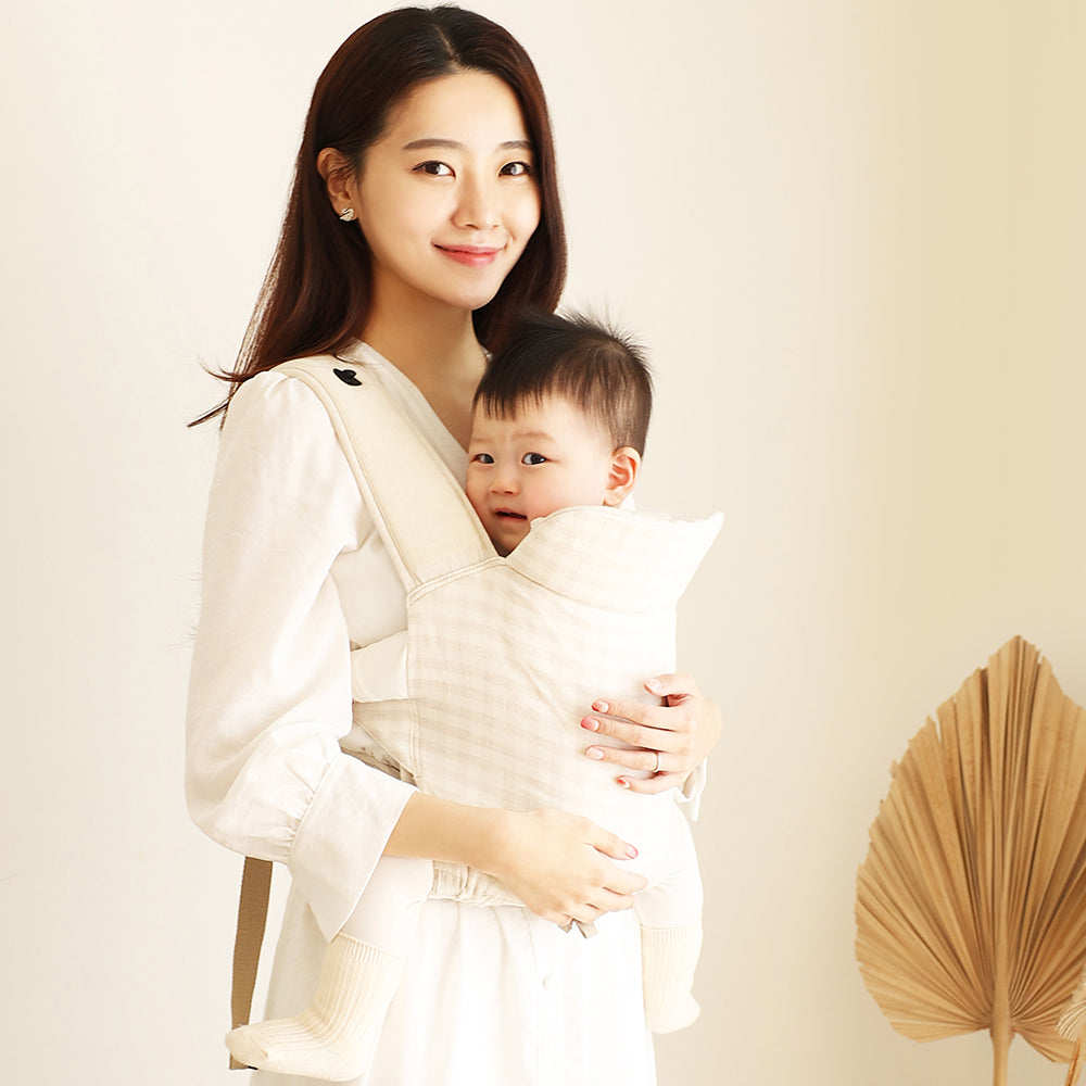 DMANGD Illi Baby Carrier in Check Beige image 3