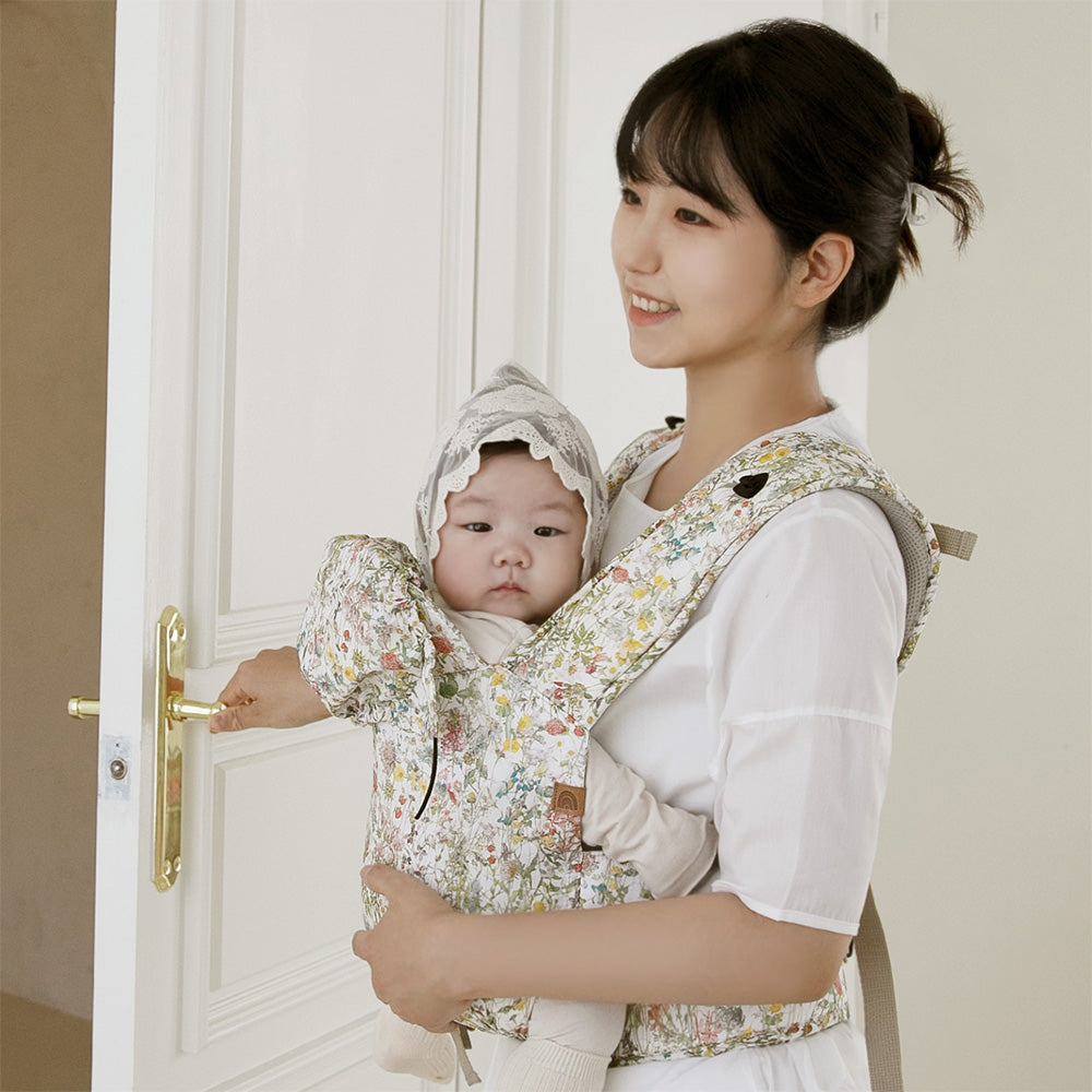 DMANGD Illi Baby Carrier in Wild Floral image 2